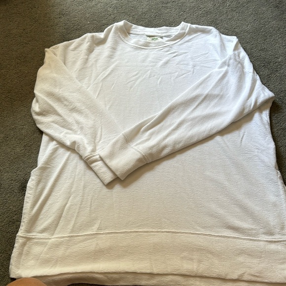 aerie Tops - Aerie terry cloth side slit crew neck